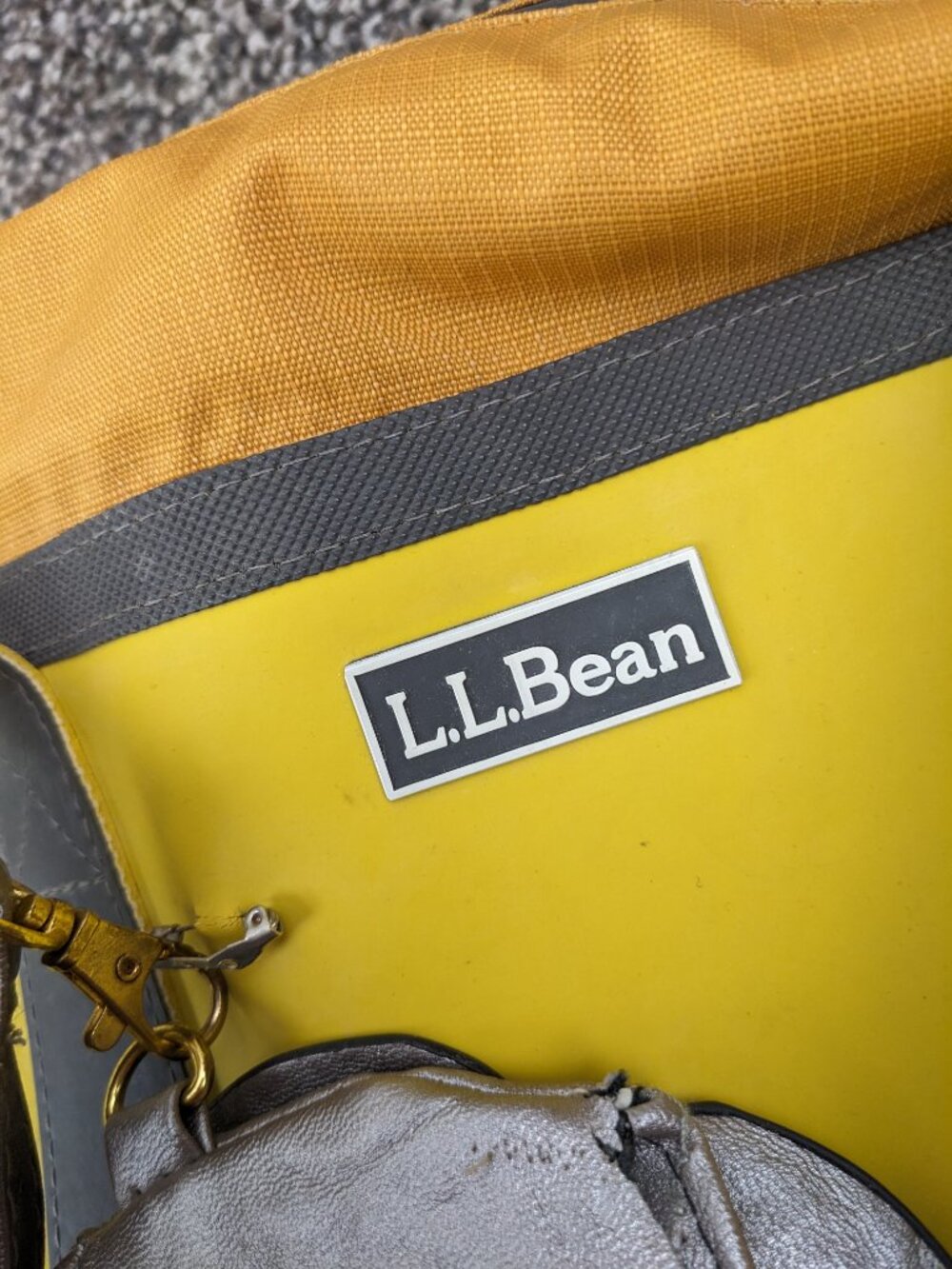LL Bean Bag Wellie Boat and Tote Waterproof Vulcanized Rubber Yellow 11.5x13x6.5 - Picture 9 of 10